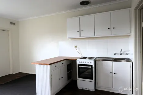 Property photo of 2/40 Kurrajong Street Mount Gambier SA 5290