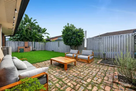 2/5 Hillstar Ave, Burleigh Waters, QLD 4220