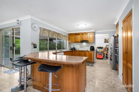 Property photo of 11 Glenside Place Bridgeman Downs QLD 4035