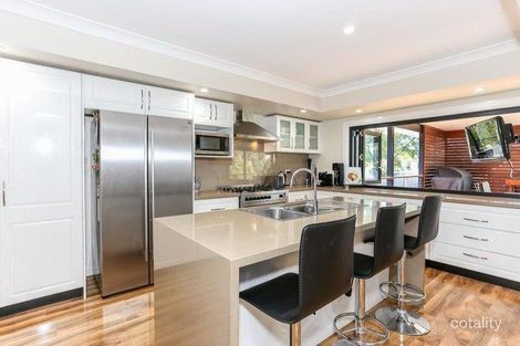 Property photo of 4 Searl Close Singleton NSW 2330