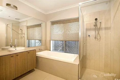 Property photo of 5 Chinook Way Point Cook VIC 3030