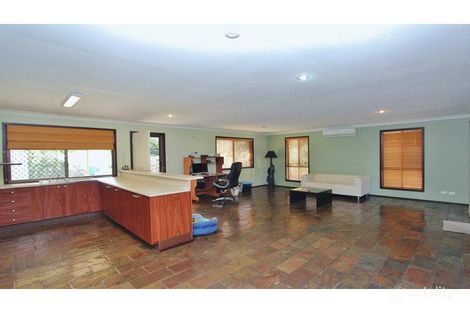 Property photo of 6 Illabo Court Karana Downs QLD 4306