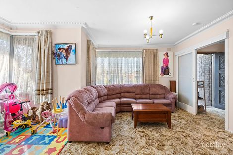 Property photo of 5 Eton Street Wendouree VIC 3355
