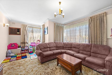 Property photo of 5 Eton Street Wendouree VIC 3355