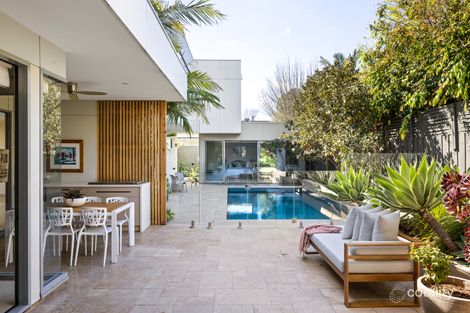 2/42 Crisp St, Hampton, VIC 3188