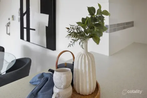 Property photo of 4/14 Brett Avenue Labrador QLD 4215