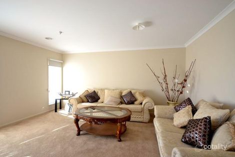 Property photo of 3 Red Cap Drive Cranbourne West VIC 3977