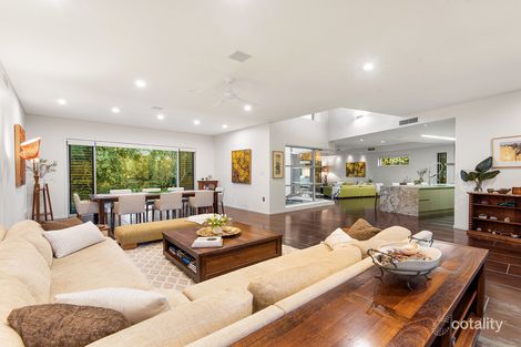 Property photo of 32 Ramada Place Fig Tree Pocket QLD 4069