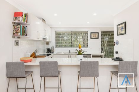 Property photo of 44/27 Waratah Crescent Macquarie Fields NSW 2564