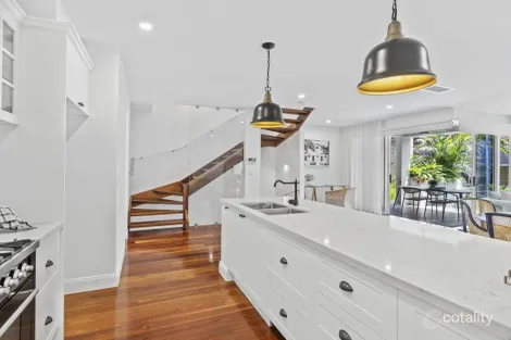 3/340 Cavendish Rd, Coorparoo, QLD 4151