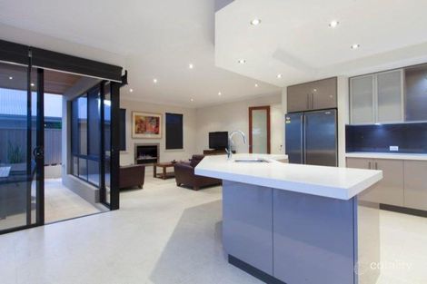 Property photo of 27 Seahorse Parade Karrinyup WA 6018