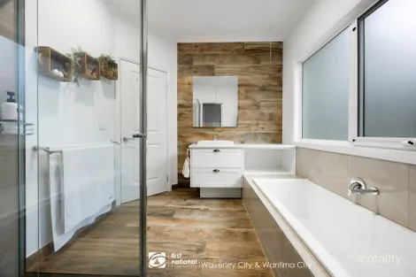 Property photo of 2/35 Russell Crescent Boronia VIC 3155