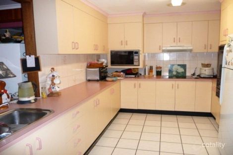 Property photo of 2 Lawson Close Nambour QLD 4560