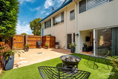 Property photo of 4 Ranier Crescent Varsity Lakes QLD 4227