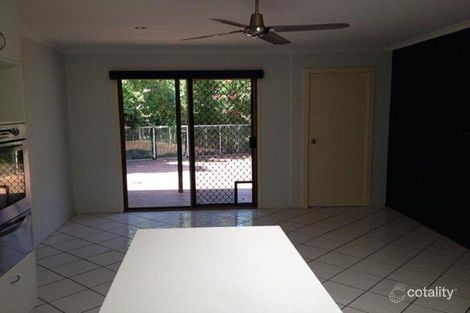 Property photo of 8 Charles Crescent Tannum Sands QLD 4680