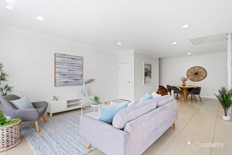 Property photo of 1/57 Whiting Street Labrador QLD 4215