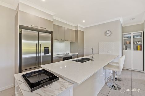 Property photo of 10 Lewis Place Woombye QLD 4559