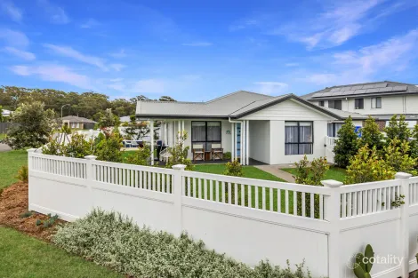 95 Seaside Bvd, Fern Bay, NSW 2295