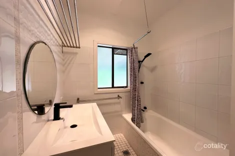 Property photo of 14 Collwood Crescent Orange NSW 2800