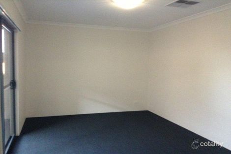 Property photo of 4/7 Hodnet Bend The Vines WA 6069