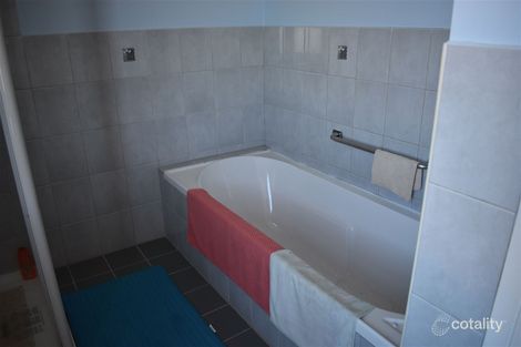 Property photo of 2 Duke Street Jennings NSW 4383