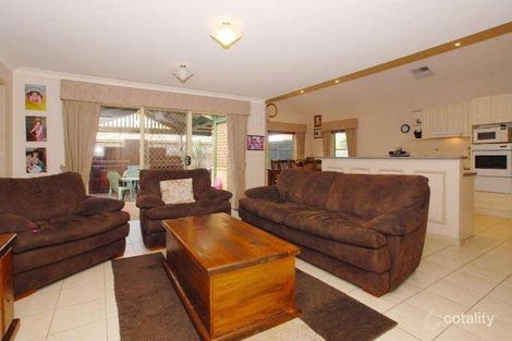 Property photo of 10 Jagger Circuit Cranbourne East VIC 3977