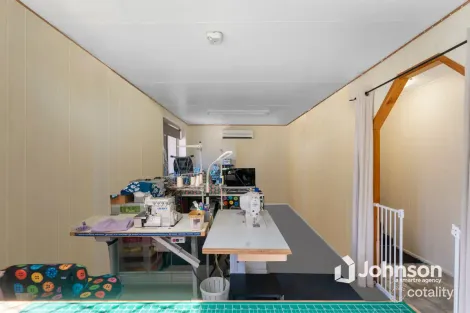 Property photo of 197 Old Ipswich Road Riverview QLD 4303