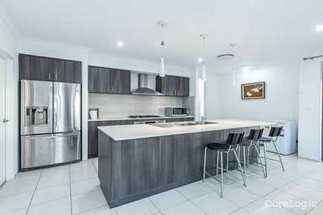 Property photo of 31 Carbeen View Piara Waters WA 6112