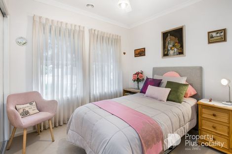 Property photo of 30 Barnett Drive Kangaroo Flat VIC 3555