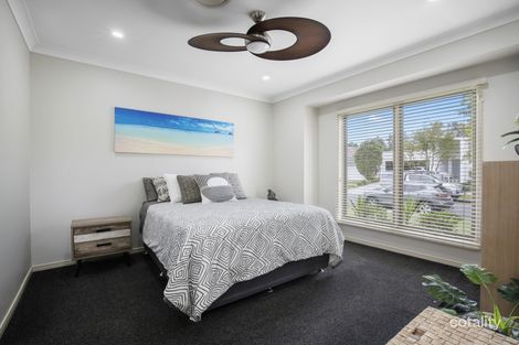 Property photo of 19 Rhodium Crescent Hope Island QLD 4212
