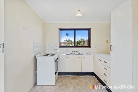 Property photo of 10/29 Ahern Street Labrador QLD 4215