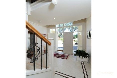 Property photo of 1 Saint Albans Drive Burnside SA 5066