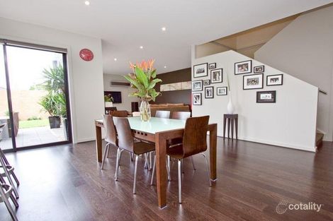 Property photo of 14 Evergreen Circuit Cheltenham VIC 3192
