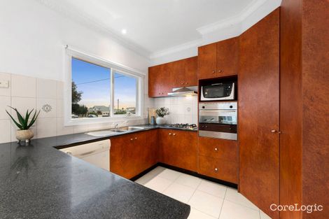 Property photo of 207 Bellerine Street Geelong VIC 3220