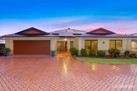 Property photo of 17 Fairbairn Court Oxenford QLD 4210