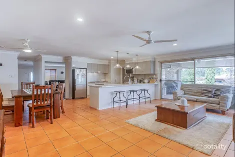 Property photo of 4 Glider Close Doolandella QLD 4077