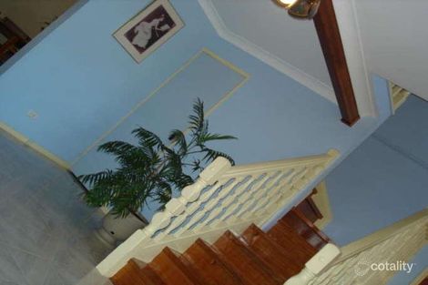 Property photo of 24 Helmsley Court Carindale QLD 4152