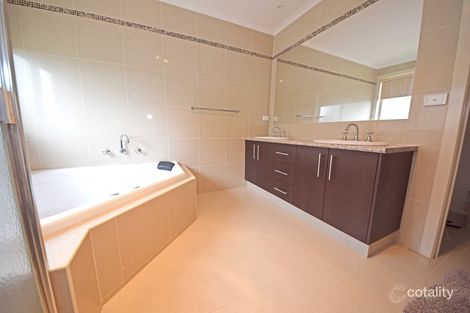 Property photo of 42 Dunscombe Avenue Glen Waverley VIC 3150