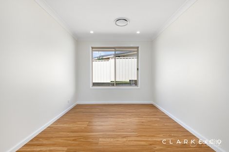 10 Claret Ash Cl, Aberglasslyn, NSW 2320