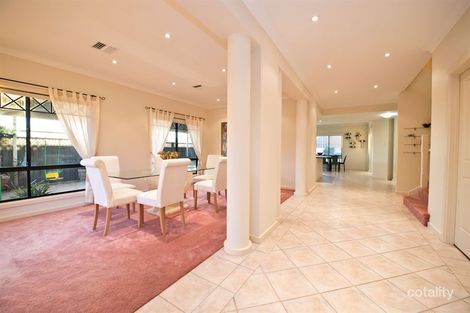 Property photo of 7 Seafarer Court Gulfview Heights SA 5096