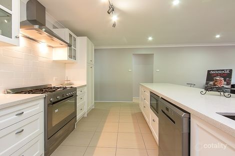 Property photo of 14 Woodside Drive Eleebana NSW 2282