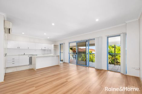 Property photo of 8/2 Waverley Road Taringa QLD 4068