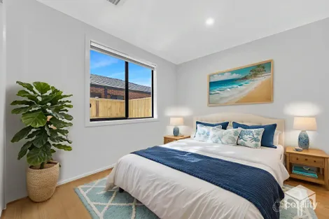 Property photo of 67 Woolspinner Crescent Wyndham Vale VIC 3024
