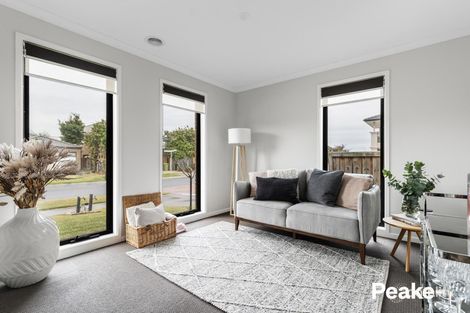 Property photo of 9 Double Delight Drive Beaconsfield VIC 3807