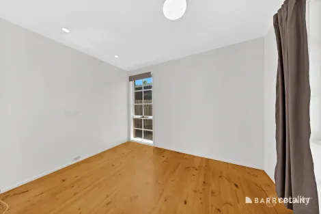 Property photo of 51 Cuthbert Drive Mill Park VIC 3082