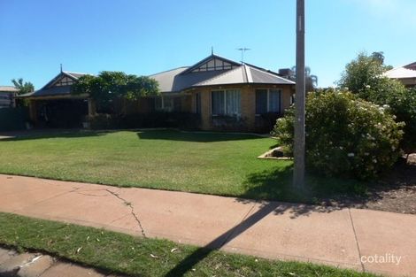 Property photo of 1 Hefron Circle Somerville WA 6430