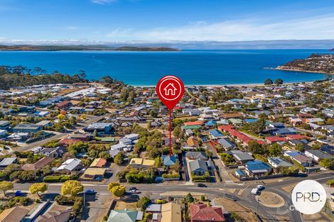 162 Roslyn Ave, Blackmans Bay, TAS 7052