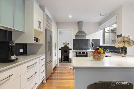 Property photo of 10 Dunraven Court Frankston VIC 3199