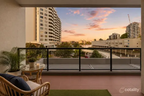 218/35 Ferry St, Kangaroo Point, QLD 4169