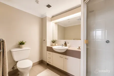 Property photo of 218/35 Ferry Street Kangaroo Point QLD 4169